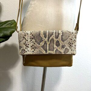Sundance Women's Cross Body Amsterdam Heritage Leather Purse Mustard Snake
